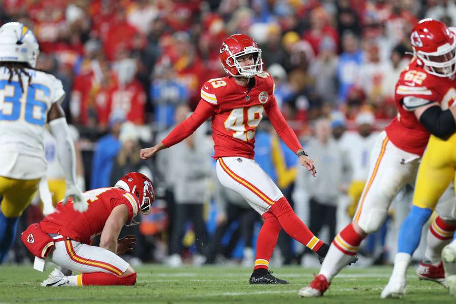 Matthew Wright drilling a field goal for the Kansas City Chiefs (December 2024)