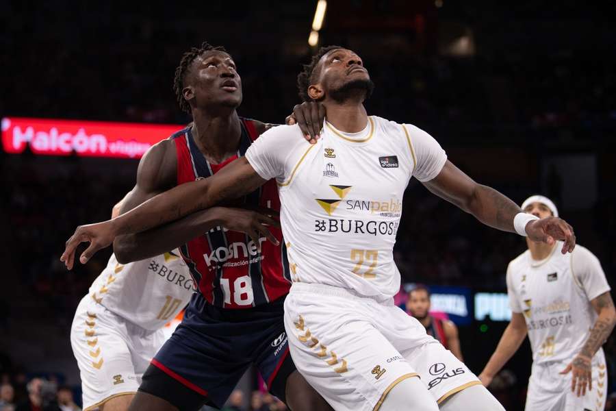 Silvio de Sousa ante Khalifa Diop