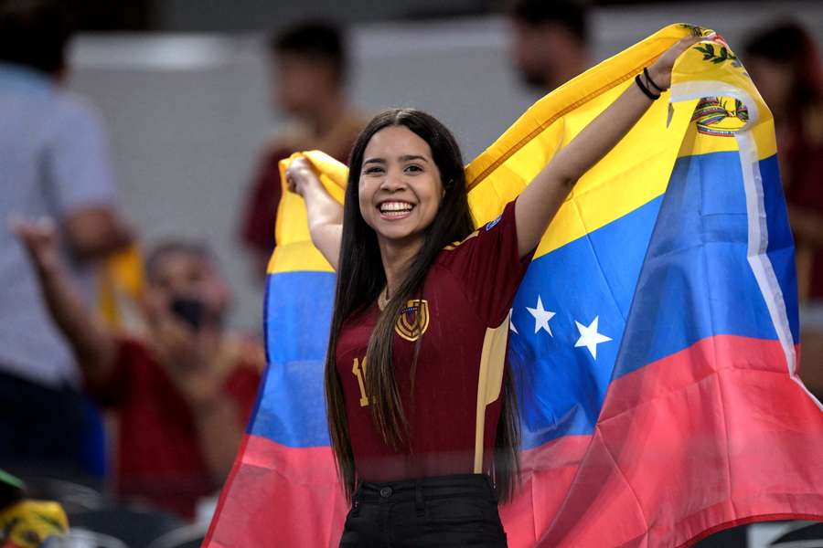 Alegría entre la afición venezolana por la clasificación para el Mundial juvenil