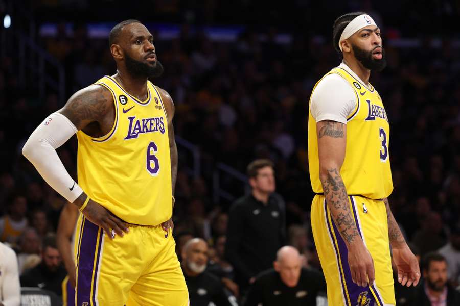 LeBron James (li.) und Anthony Davis (re.) verpassen die NBA Finals 2022/23