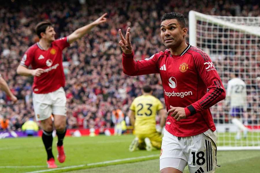 Casemiro abriu o placar em Old Trafford