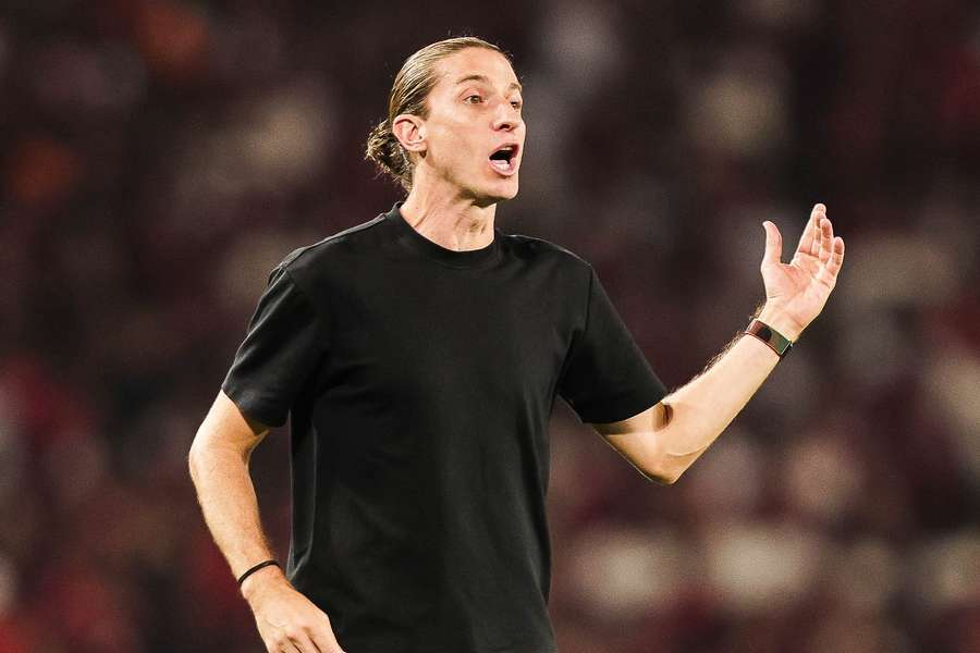 Filipe Luís comentou sobre dificuldades do jogo contra o Atlético-MG na próxima terça-feira (25)