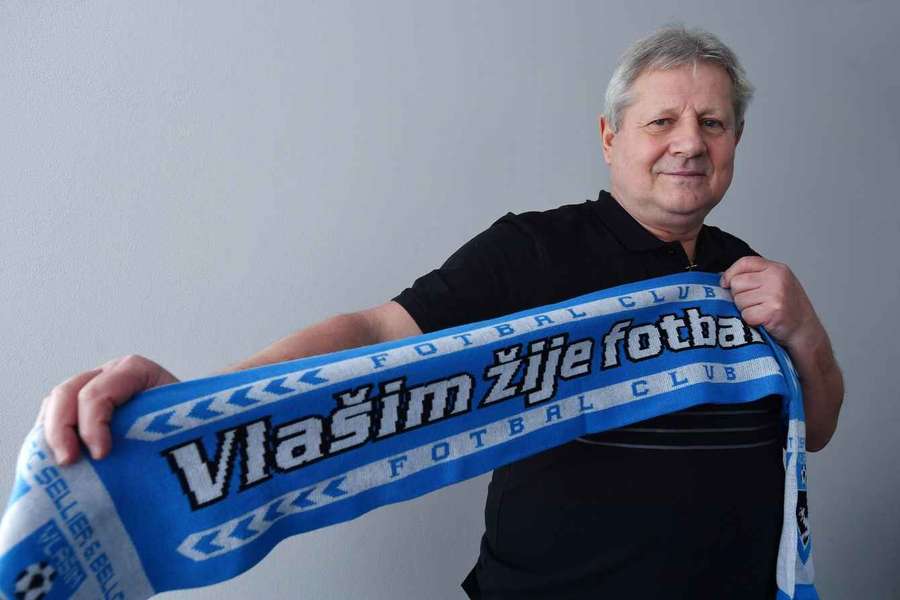 Legendární trenér Vlastimil Petržela.