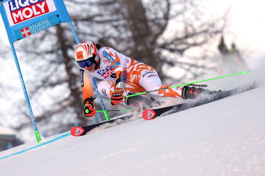 Vlhová neudržala prvenstvo, v obrovskom slalome v Sestriere skončila tretia