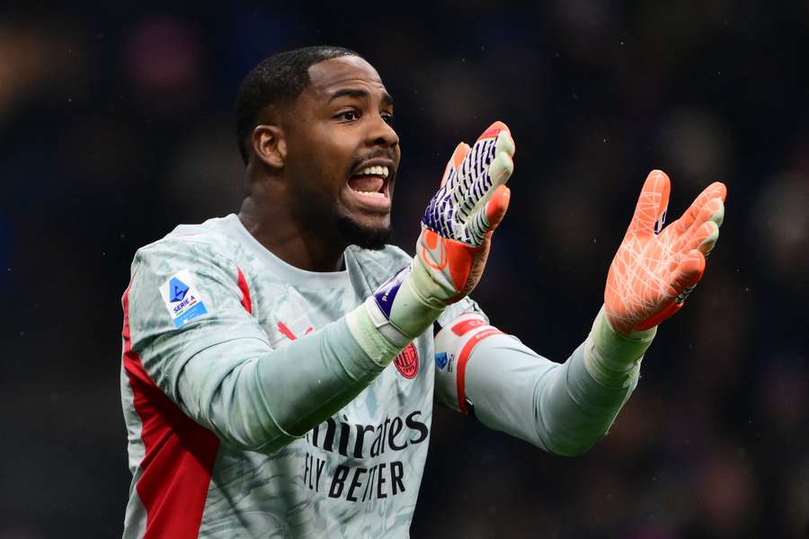 L'AC Milan a conclu "un pacte" avec Maignan, assure son directeur sportif