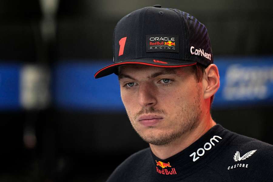 Max Verstappen voltou a ser dominante