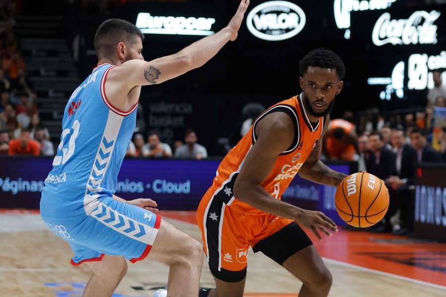 El Valencia ha pasado por encima del Breogán para ascender a la segunda plaza