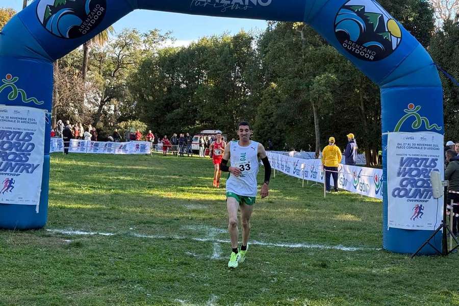 Cristiano Pinto Pereira vence corta-mato Virtus, em Itália Cristiano Pinto Pereira vence corta-mato Virtus, em Itália