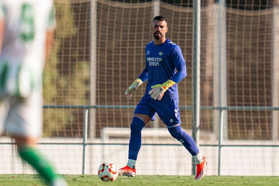 Guilherme Fernandes cumple su segunda temporada en el Betis