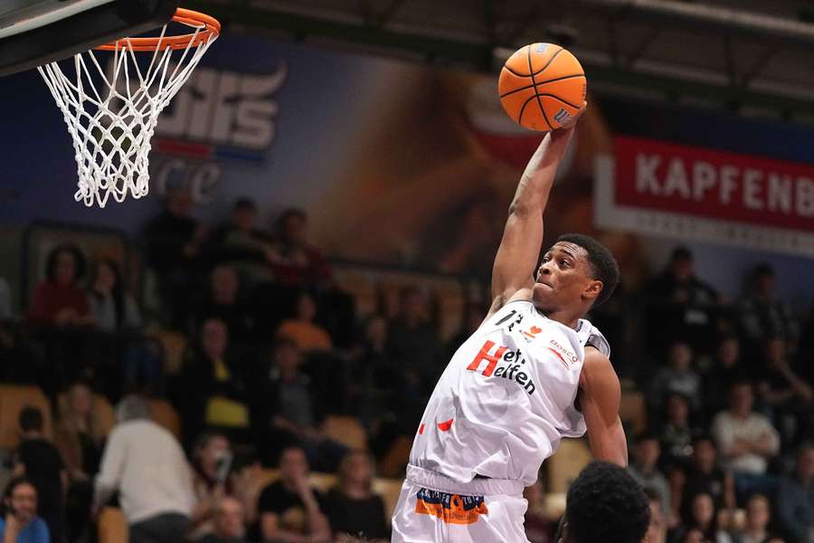 Mit einem starken Quinton Green bugsieren sich die Bulls Kapfenberg an die Tabellenspitze.