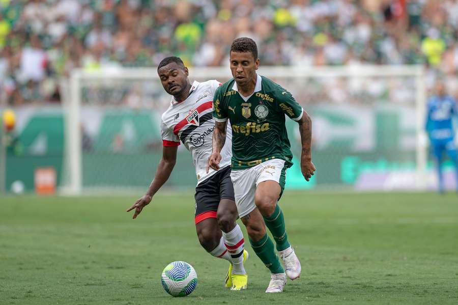 O Palmeiras criou mais, mas não conseguiu marcar