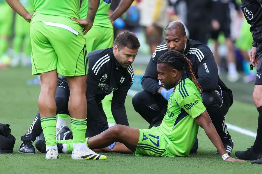 Alex Iwobi vai falhar o duelo do Fulham frente ao Arsenal