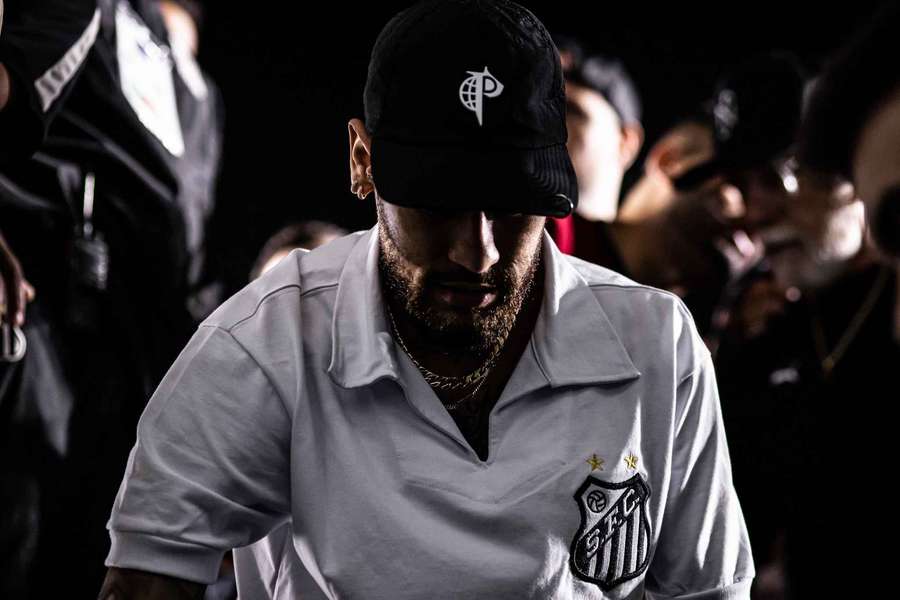 O que falta para Santos apresentar Neymar?