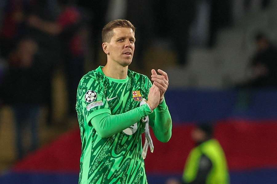 Szczesny v barvách Barcelony. Szczesny v barvách Barcelony.