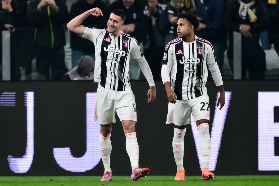 Dusan Vlahovic celebrates the opener for Juventus Dusan Vlahovic celebrates the opener for Juventus