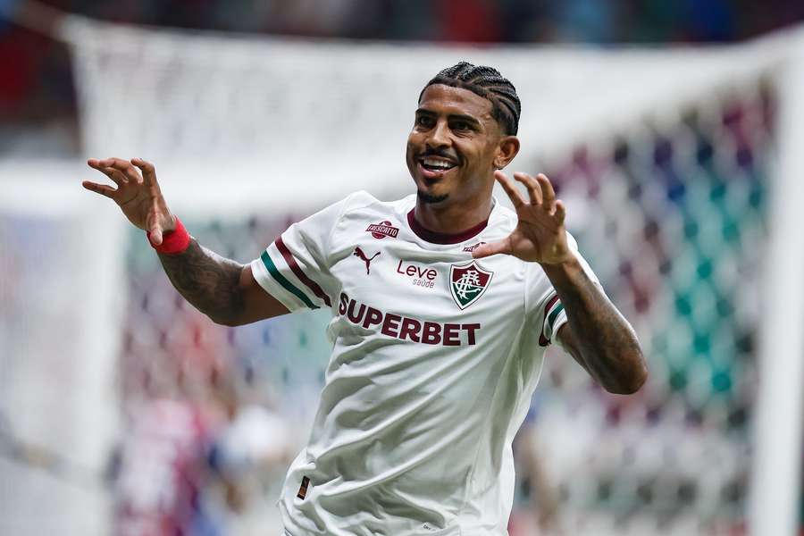 John Kennedy abriu o marcador