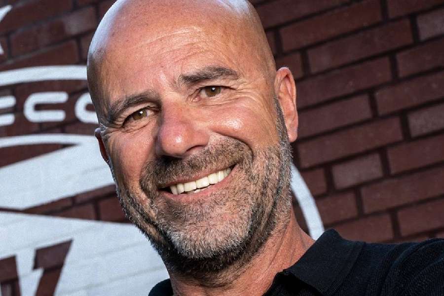 Peter Bosz é ex-jogador da seleção holandesa Peter Bosz é ex-jogador da seleção holandesa