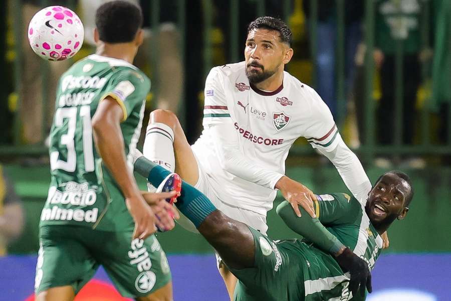 Ignácio e Bolasie em Chapecoense 2x1 Fluminense, pelo Brasileirão Ignácio e Bolasie em Chapecoense 2x1 Fluminense, pelo Brasileirão
