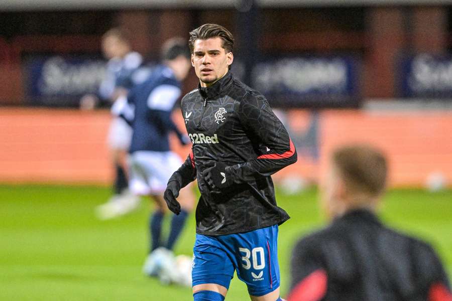 Ianis Hagi a evoluat o repriză în duelul cu Dundee FC