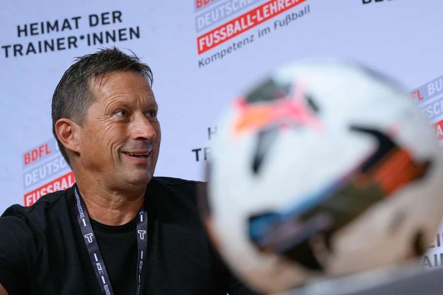 Roger Schmidt nahradí Jürgena Kloppa ve funkci globálního šéfa fotbalu ve struktuře Red Bull Group.