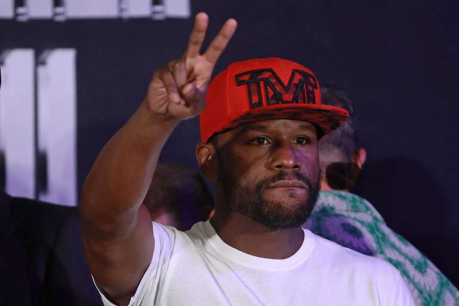 Floyd Mayweather regresará a la competición