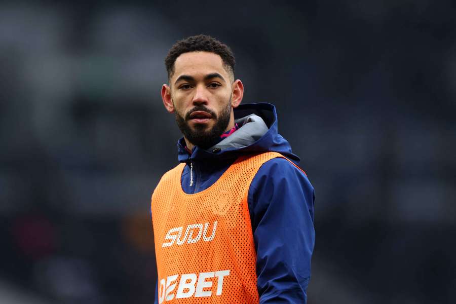 Wolves enter new contract talks with Cunha