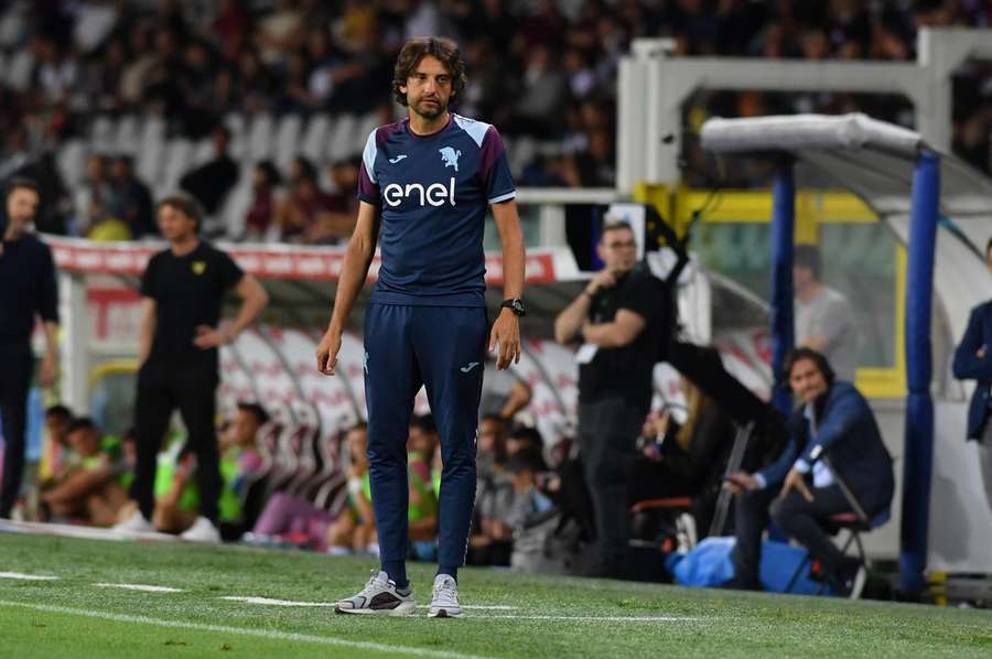 Torino assistant coach Godinho delivers update on Vanoli after collapse