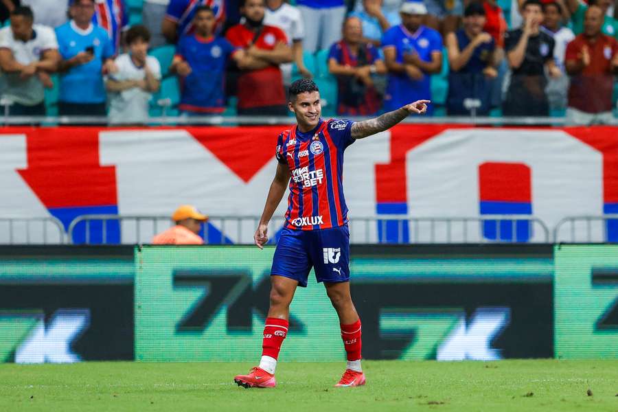 Rodrigo Nestor abriu o placar para o Bahia na Fonte Nova