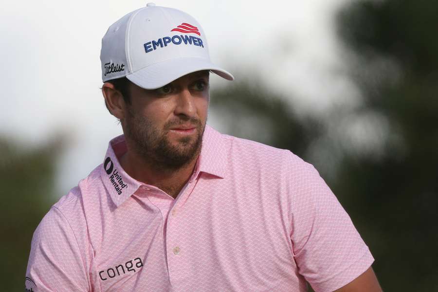 Davis Riley leads the Sony Open in Hawaii with one round left to play