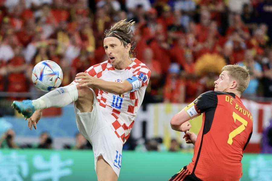 Croácia avançou e Bélgica foi eliminada no duelo de craques do Grupo F