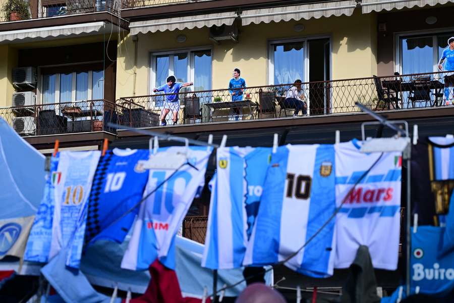 Maradona, un ídolo en Nápoles