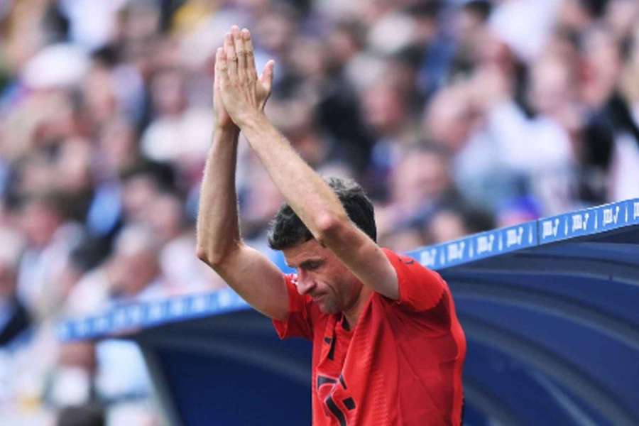Thomas Müller se loučí s Bayernem v utkání proti Hoffenheimu Thomas Müller se loučí s Bayernem v utkání proti Hoffenheimu