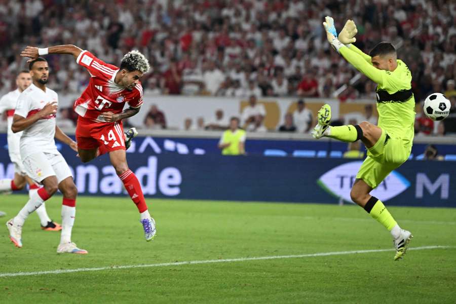 Luis Díaz marca el 0-2