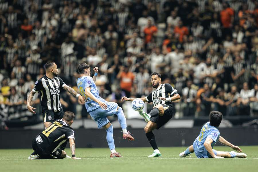 Galo esteve em noite inspirada diante do seu torcedor Galo esteve em noite inspirada diante do seu torcedor