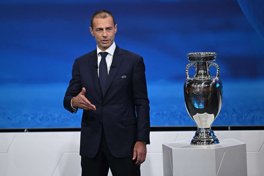 Le trophée de l'Euro à Nyon cette semaine.