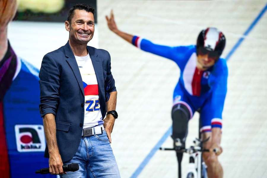 Jiří Ježek má z paralympiády šest zlatých medailí.