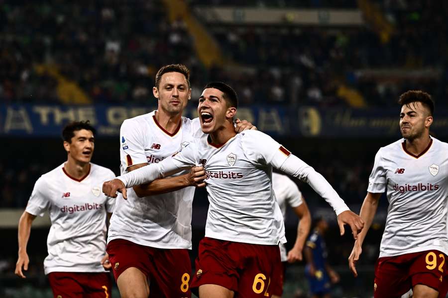 La Roma trova il successo nel finale. A Verona colpo di coda di Volpato e El Shaarawy