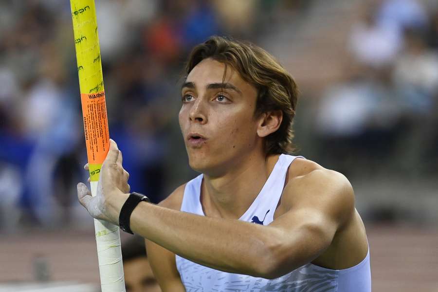 Sweden's Armand Duplantis competes in the men's pole vault event at the King Baudouin Stadium in Brussels on September 2, 2022.
