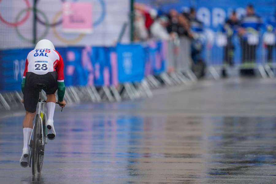 Rui Costa foi o primeiro a partir