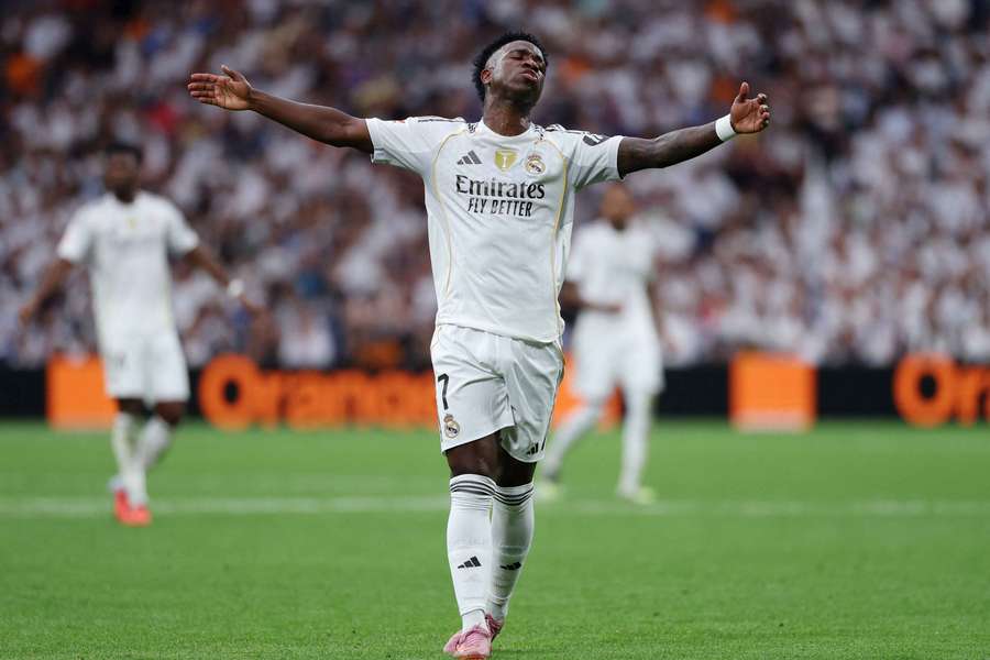 Vinicius Junior cuts a frustrated figure in a Real Madrid shirt