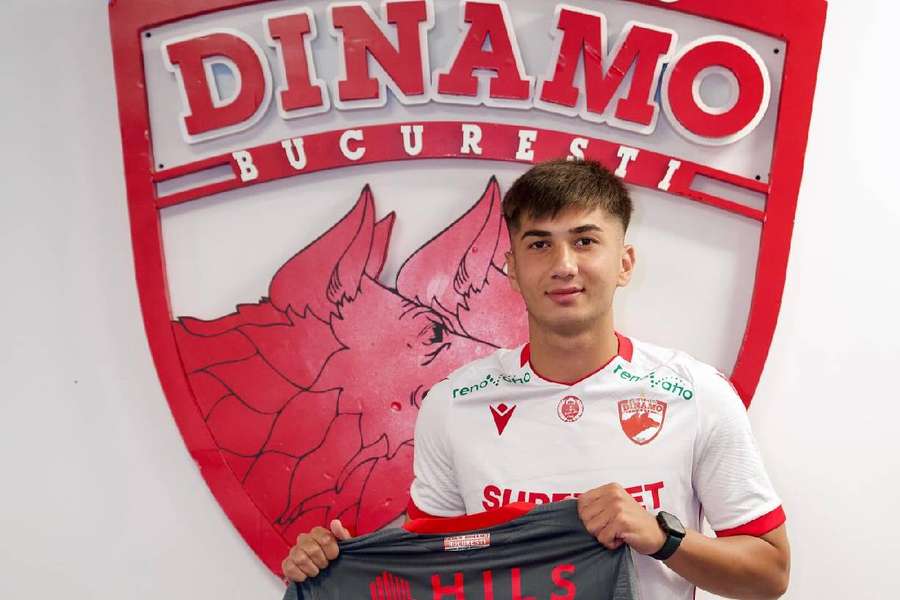 Alex Musi, prezentat oficial la Dinamo: ”Cât mai multe reușite!”