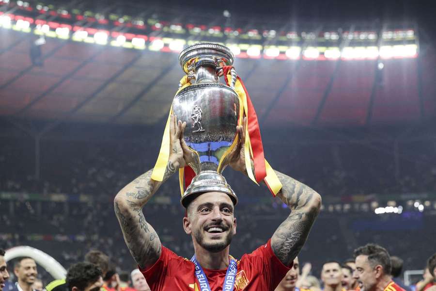 Joselu sagrou-se campeão europeu com Espanha