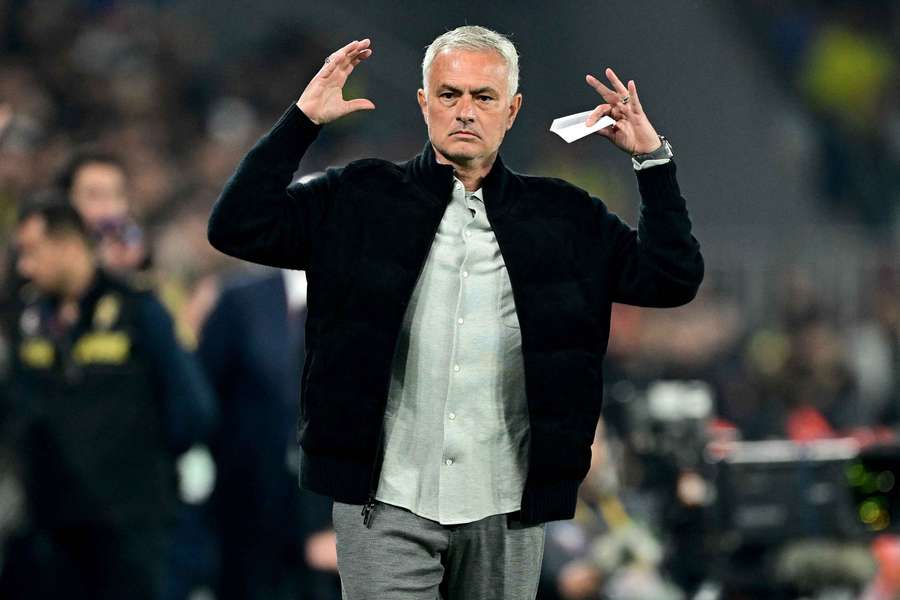 Mourinho po výhře vtipkoval s novináři.