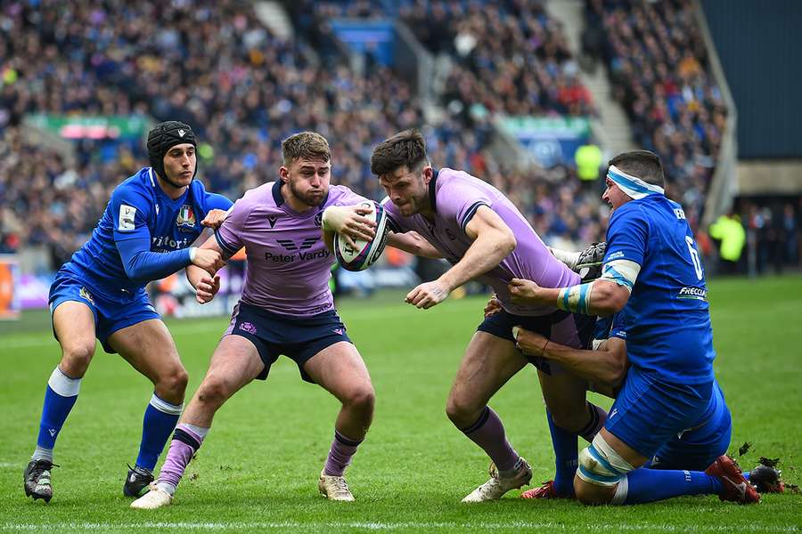 Kinghorn hat-trick sees Scotland condemn Italy to Six Nations whitewash