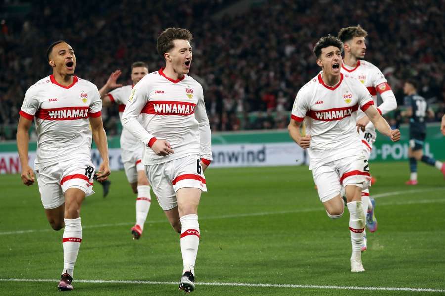 Stiller sorgte mit einem Traumtor für die frühe Führung des VfB.