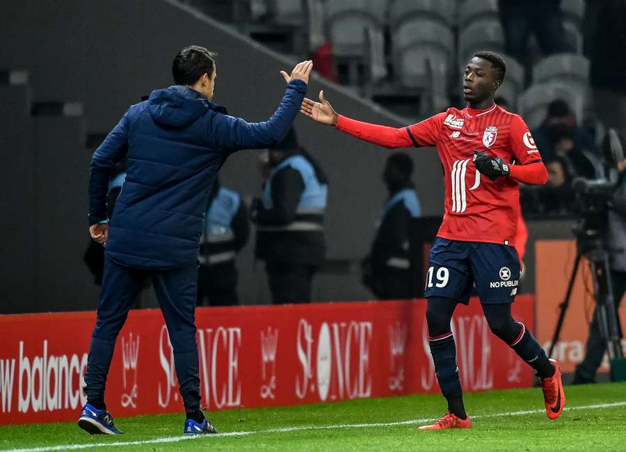 Fernando da Cruz had various roles at French side Lille