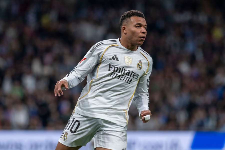 Mbappe jednak zagra przeciwko Manchesterowi City? Francuz znalazł się w kadrze Realu Madryt Mbappe jednak zagra przeciwko Manchesterowi City? Francuz znalazł się w kadrze Realu Madryt