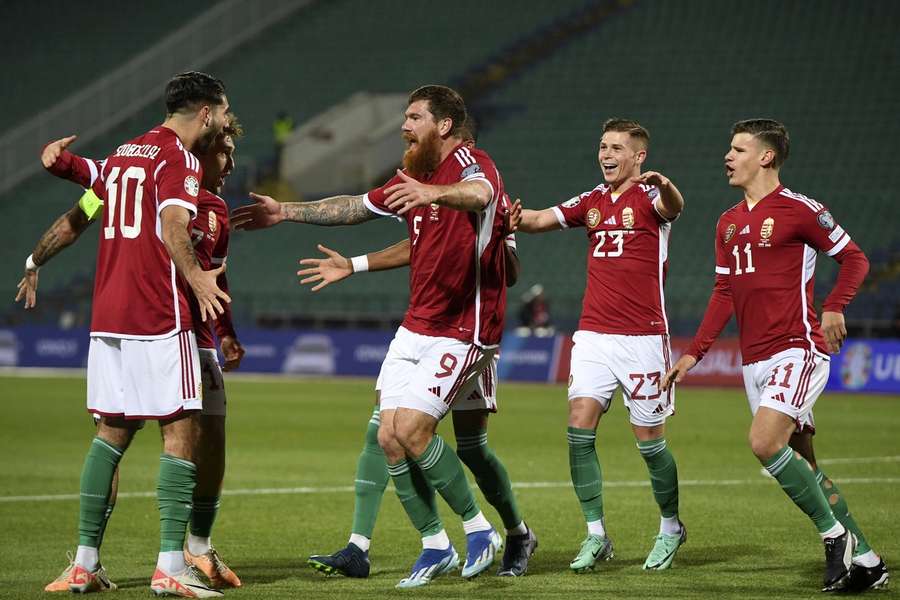 Partida foi disputada sem a presença de torcida