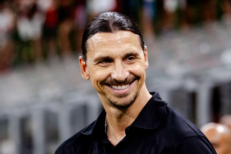 Ibrahimović conversou com copresidente do Misfits Boxing