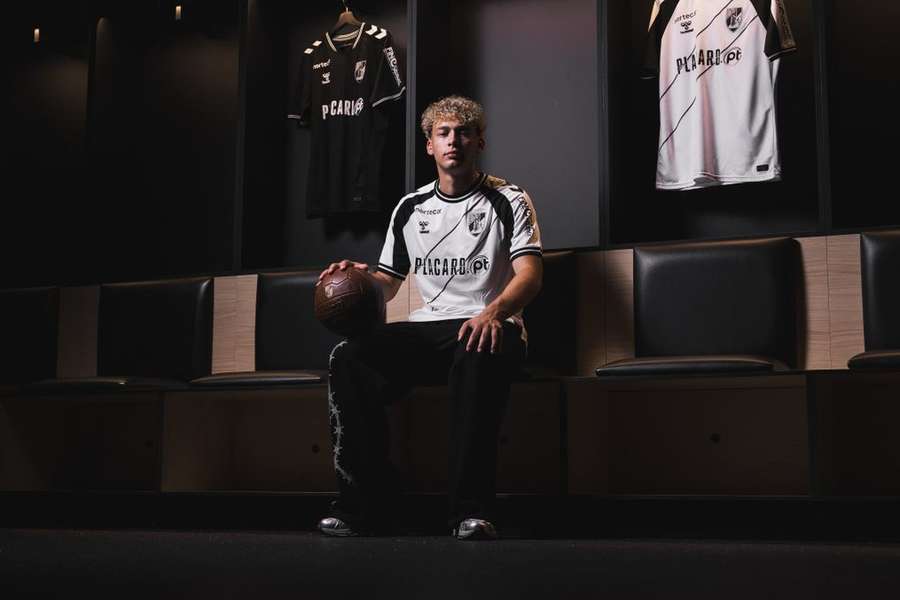 Victor Andersson assinou pelo Vitória SC Victor Andersson assinou pelo Vitória SC